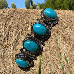 Vintage Y2K West & Co Southwestern Turquoise Howlite Silver Tone Bracelet Cowboy